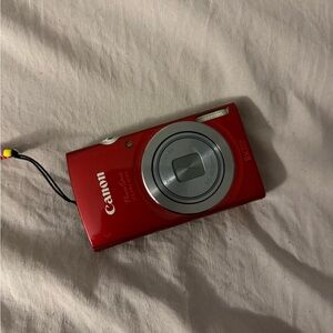CANON ELPH 160 DIGITAL CAMERA
